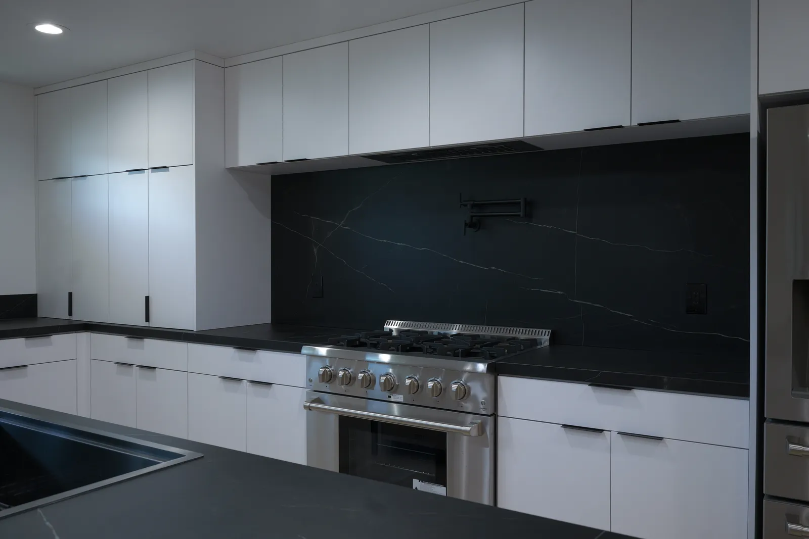 Honed black slab