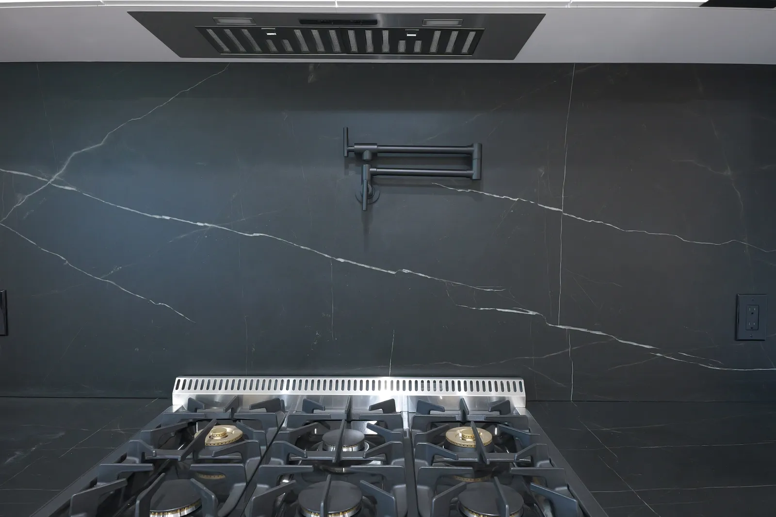 Honed black slab